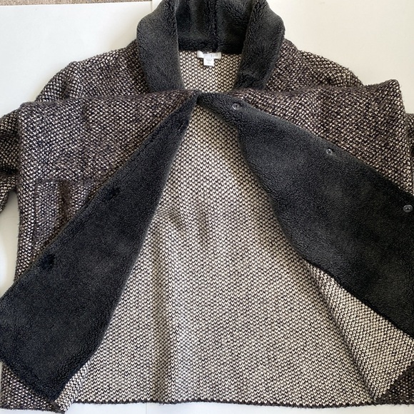 J. JILL Grey Soft Tweed Knit Button Front Oversized Cardigan Size Large - Picture 7 of 9